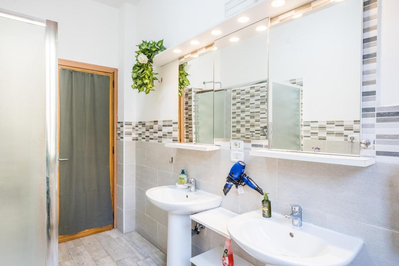 Guest House Vecchi Реджо-нель-Емілія Екстер'єр фото